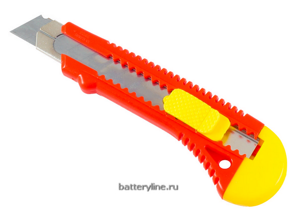 Нож канцелярский 18мм (больш) РемоКолор  усиленный фиксатор [19-0-004] 331173