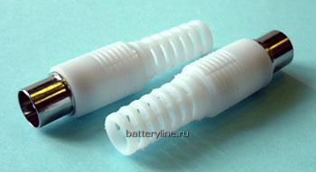 Штекер антенный /без пайки/резьба/ пластик белый Japan