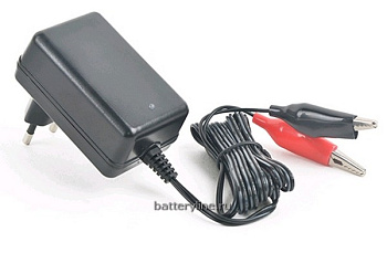 Зарядное. устройство для свинцово-кислотных аккумуляторов (6v/12v - 500mA)  Robiton LAC612-500 крокодилы 949980